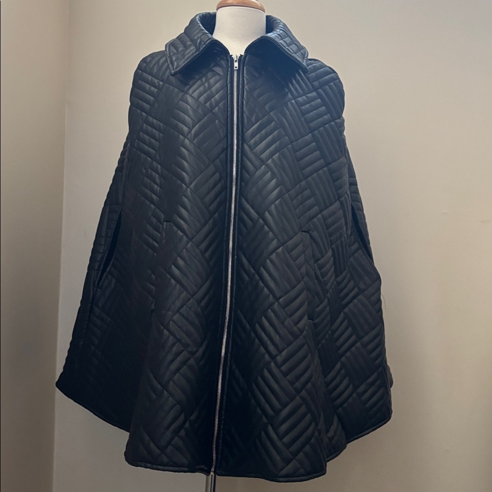 Women's Quilted Faux Leather Black Cape Jacket Sz L